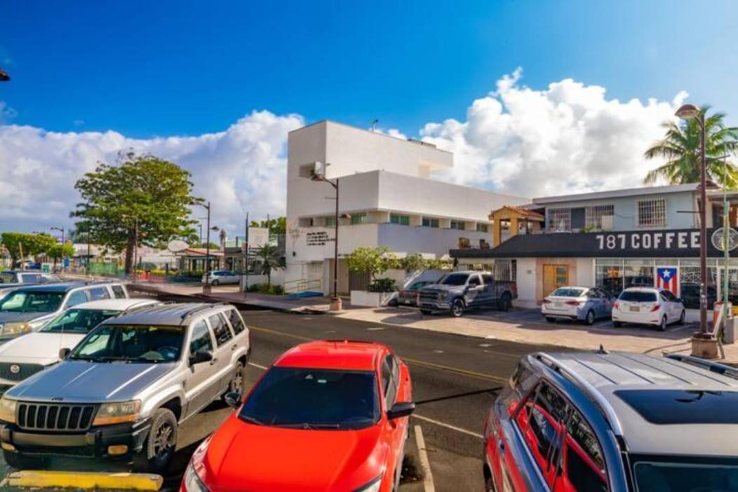 Sunset Paradise Cozy Beachfront Escape - Isla Verde San Juan Esterno foto