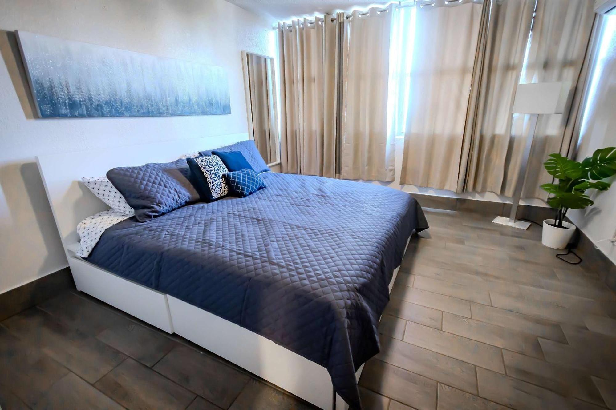 Sunset Paradise Cozy Beachfront Escape - Isla Verde San Juan Esterno foto